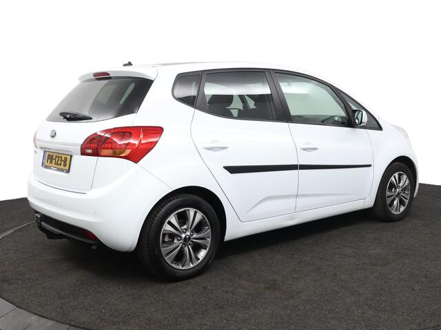 KIA VENGA 1.6 CVVT Summer Edition 125 PK | Automaat | Camera | Climate control | Trekhaak | Cruise control | Panoramisch schuif-/kanteldak