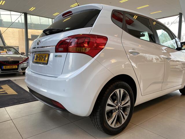 KIA VENGA 1.4 CVVT DynamicPLusLine,Navigtie,Achteruitrijcamera,Spraakbediening,Parkeersensoren Achter,Elektrischpakket,Airco,Cruisecontrol,16 Inch Lmv