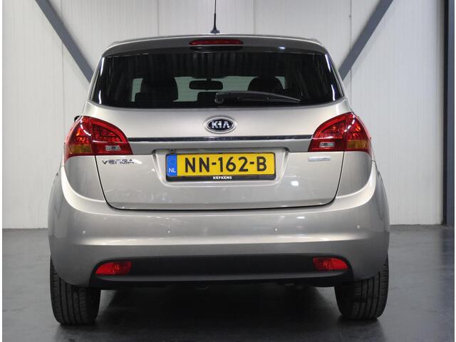 KIA VENGA 1.4 CVVT DynamicPLusLine | 1ste eigenaar | Armsteun | Bluetooth | Camera | Climate Control | Cruise Control | LED | Navigatie | Parkeersensoren | Isofix | Privacy Glass |