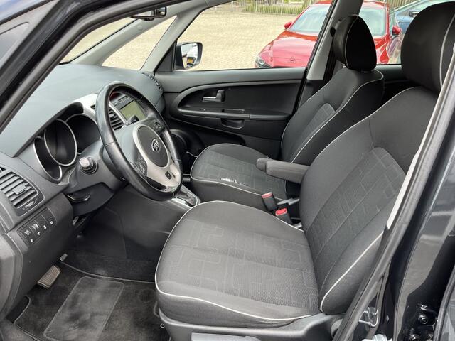 KIA VENGA 1.6 DynamicLine | Navi | Camera | Cruise | Trekhaak | Hoge instap!!