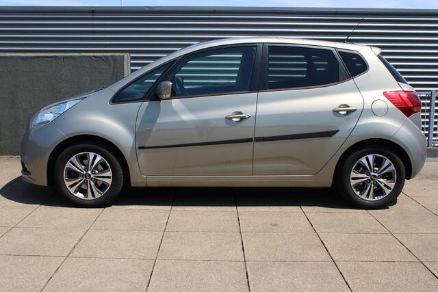KIA VENGA 1.4 CVVT Summer Edition Trekhaak / schuifdak / 74000KM/ Hoge zit