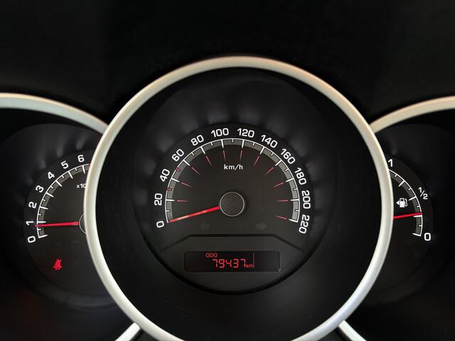 KIA VENGA 1.4 CVVT DynamicPLusLine | Navi | Achteruitrijcamera | Parkeersensoren | Climate Control | Cruise Control