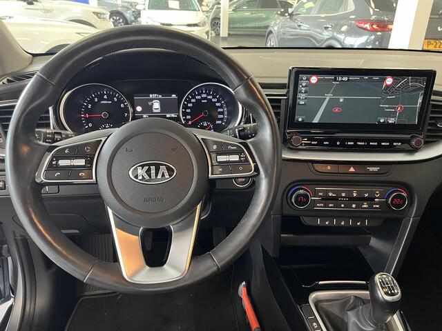 KIA Xceed 1.0 T-GDi ExecutiveLine Stoel en Stuurverwarming, Apple Carplay, Android Auto, Cruisecontrol, Klimaat Controle, Lichtmetalen Velgen