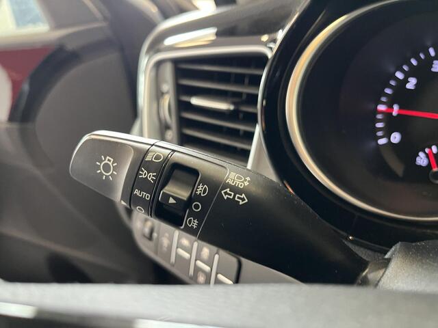 KIA Xceed 1.0 T-GDi ExecutiveLine Stoel en Stuurverwarming, Apple Carplay, Android Auto, Cruisecontrol, Klimaat Controle, Lichtmetalen Velgen