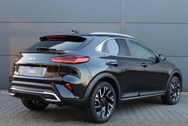 KIA Xceed 1.0 T-GDi DynamicPlusLine | Stoel/Stuurwielverwarming | Navigatie | Parkeercamera | Climate control
