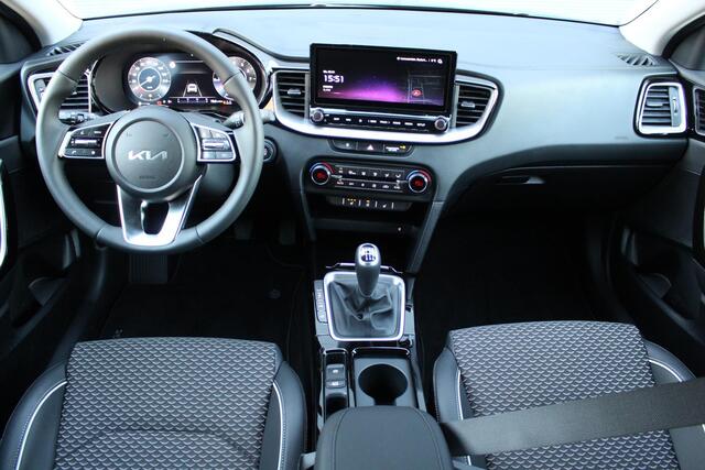 KIA Xceed 1.0 T-GDi DynamicPlusLine | Stoel/Stuurwielverwarming | Navigatie | Parkeercamera | Climate control