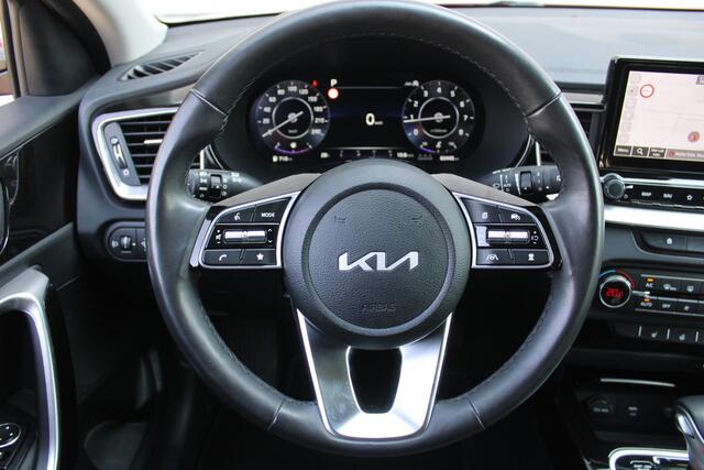 KIA Xceed 1.5 T-GDi DCT7 DynamicPlusLine | 18" LM | Keyless | Airco | Cruise | Navi | Camera | PDC |