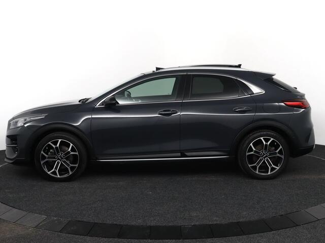 KIA Xceed 1.5 T-GDI MHEV Black Edition utomaat - glazen schuif-/kanteldak - Cruise control adaptief - Navigatie - Fabrieksgarantie tot 02-2029