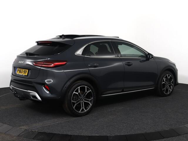 KIA Xceed 1.5 T-GDI MHEV Black Edition utomaat - glazen schuif-/kanteldak - Cruise control adaptief - Navigatie - Fabrieksgarantie tot 02-2029