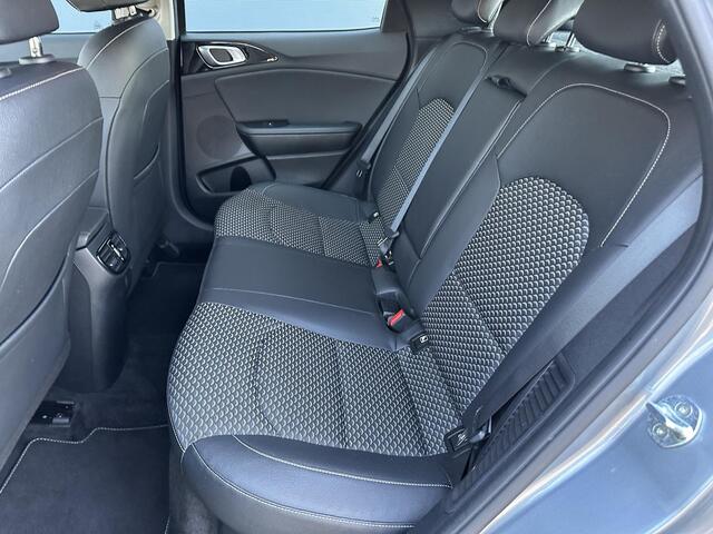 KIA Xceed 1.6 GDi PHEV DynamicPlusLine / Afneembare Trekhaak / Stoel+Stuur Verwarming / Adaptive Cruise / 18'' LM Velgen / Keyless /