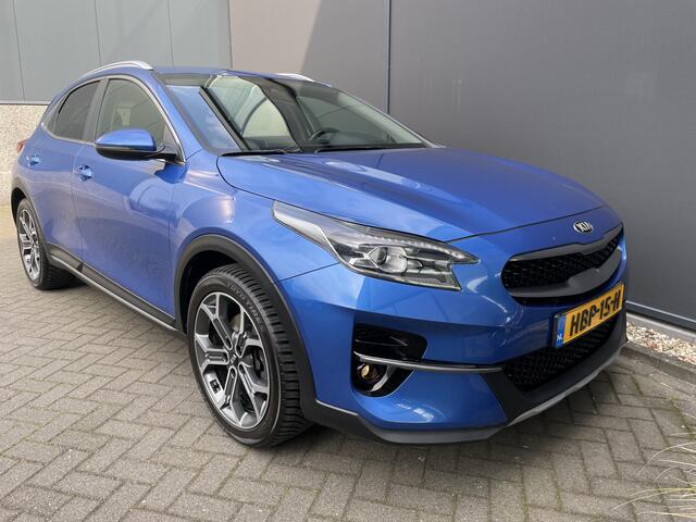 KIA Xceed 1.0 T-GDi DynamicPlusLine Climate control - Cruise control - Park. sensoren A - Navi full map - A-uitrijcamera - MFL-Stuurwiel - Led verlichting - Mistlampen - LMV 18" - Spiegels E-V+VW - V-Stoelen VW - Bluetooth