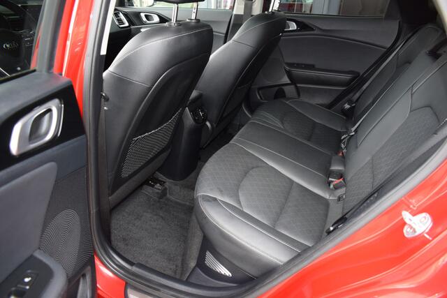 KIA Xceed 1.6 GDi Plugin-Hybrid/PHEV ExecutiveLine DCT6/Autom. ECC Cr.Control-Adapt. Navi+Camera+BT Pano-dak Leder+Verw. 18"LMV Trekhaak Tot 10Jr. Kia-Garantie
