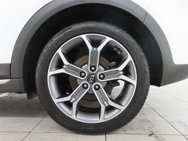 KIA Xceed 1.0 T-GDi DynLine, Camera! Carplay! 18" Lm Velgen! VERWACHT!!