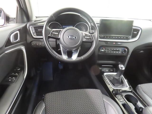 KIA Xceed 1.0 T-GDi DynLine, Camera! Carplay! 18" Lm Velgen! VERWACHT!!