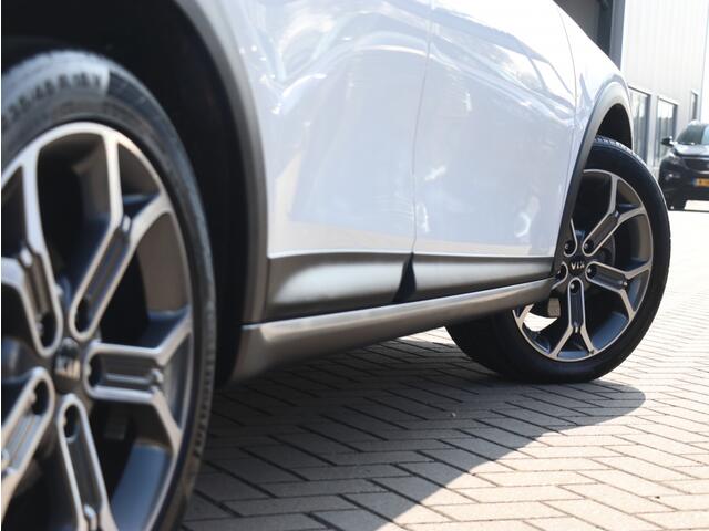 KIA Xceed 1.6 GDi PHEV DynamicLine I Trekhaak I 18 Inch I Half-leder