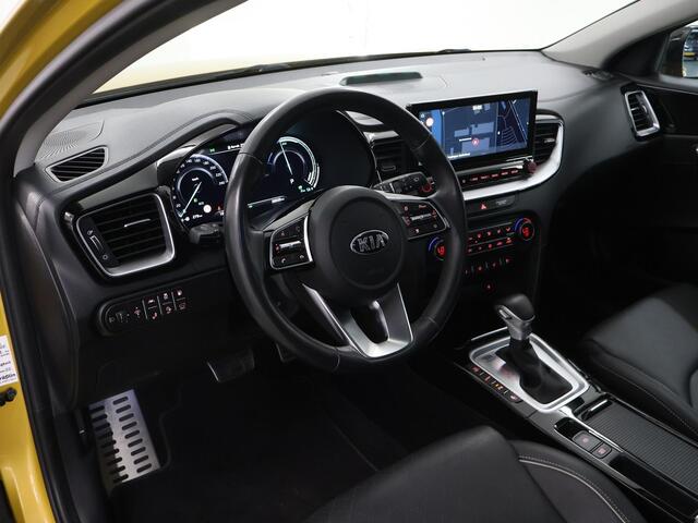 KIA Xceed 1.6 GDi PHEV ExecutiveLine | Panoramadak | Lederen Bekleding | Stoelventilatie | Elektrisch verstelb. bestuurdersstoel met geheugen | Stoel/Stuurwielverwarming
