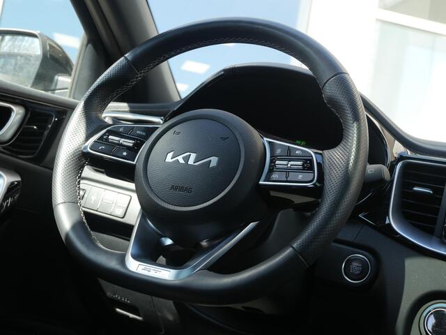 KIA Xceed 1.5 T-GDi GT-Line | Cruise | Camera | Navi | Schuif-kanteldak | Stoel-stuurverwarming |