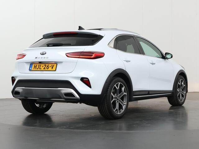 KIA Xceed 1.6 GDi PHEV ExecutiveLine | Navigatie | Parkeercamera | Stoelverwarming/verkoeling | Keyless Go |