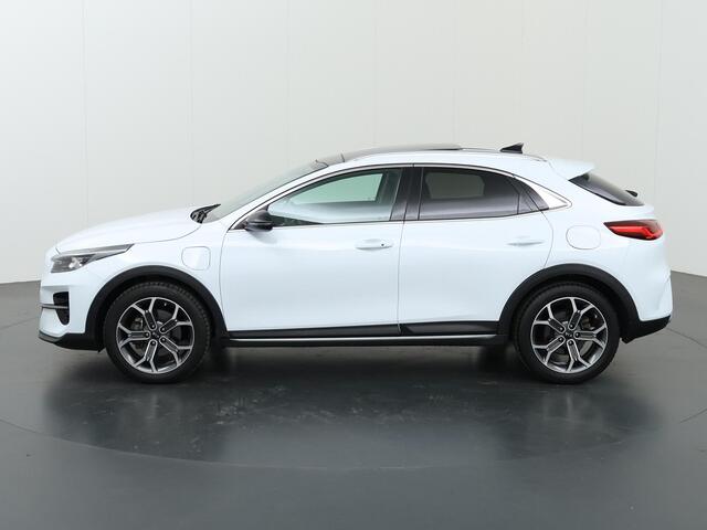 KIA Xceed 1.6 GDi PHEV ExecutiveLine | Navigatie | Parkeercamera | Stoelverwarming/verkoeling | Keyless Go |