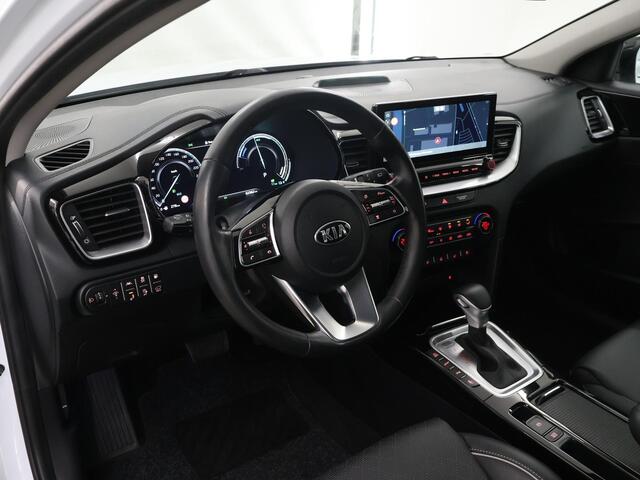 KIA Xceed 1.6 GDi PHEV ExecutiveLine | Navigatie | Parkeercamera | Stoelverwarming/verkoeling | Keyless Go |