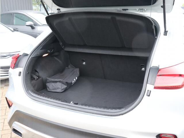 KIA Xceed 1.6 GDi PHEV DynamicLine I Trekhaak I Navi I Half-leder I Keyles