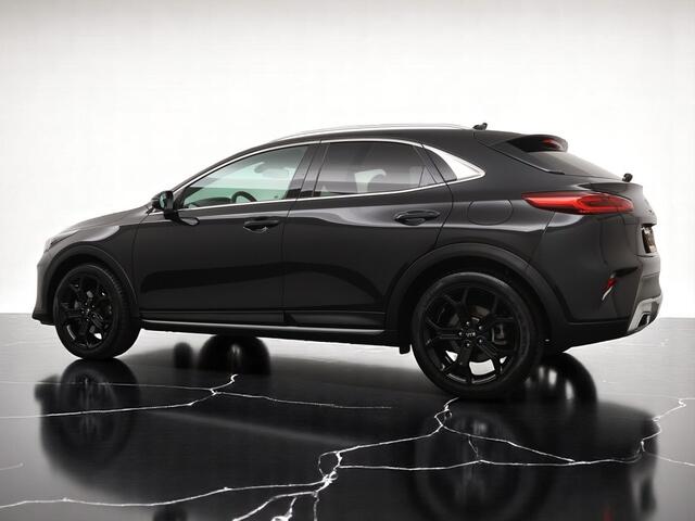 KIA Xceed 1.4 T-GDi DynamicPlusLine Black Edition 141PK - Panoramadak - 18 inch LM velgen - Navigatie - Afneembare trekhaak - Fabrieksgarantie tot 05-2027