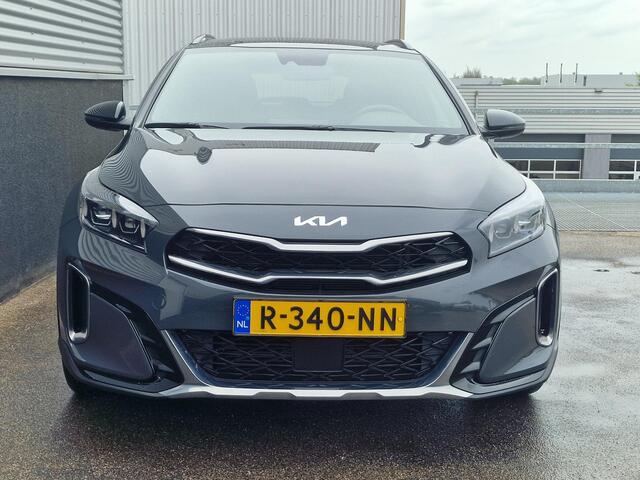 KIA Xceed 1.5 T-GDi GT-Line Schuif/kanteldak, Stoel- & Stuurwielverwarming, Navigatie, Dodehoekdetectie, Elek. achterklep, 1e eign. NL-auto