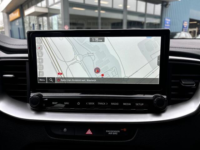 KIA Xceed 1.5 T-GDI EXECUTIVELINE 140PK NAVI LMV PDC-CAMERA WINTERPACK