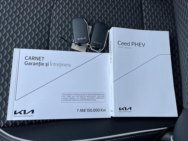 KIA Xceed 1.6 GDi PHEV DynamicPlusLine Automaat / NIEUW uit voorraad leverbaar! / Achteruitrij Camera / Stuur- en Stoelverwarming voor en achter / Adaptieve Cruise Control / Apple Carplay & Android Auto / Navigatie full map / Keyless Entry & Start / Parkeersensoren