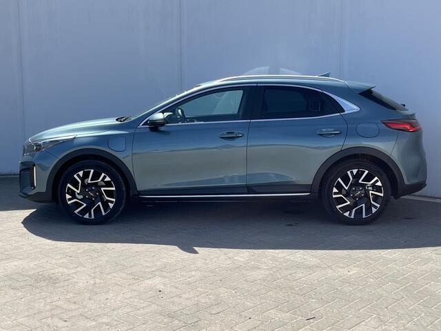 KIA Xceed 1.6 GDi PHEV DynamicPlusLine Automaat / NIEUW uit voorraad leverbaar! / Achteruitrij Camera / Stuur- en Stoelverwarming voor en achter / Adaptieve Cruise Control / Apple Carplay & Android Auto / Navigatie full map / Keyless Entry & Start / Parkeersensoren