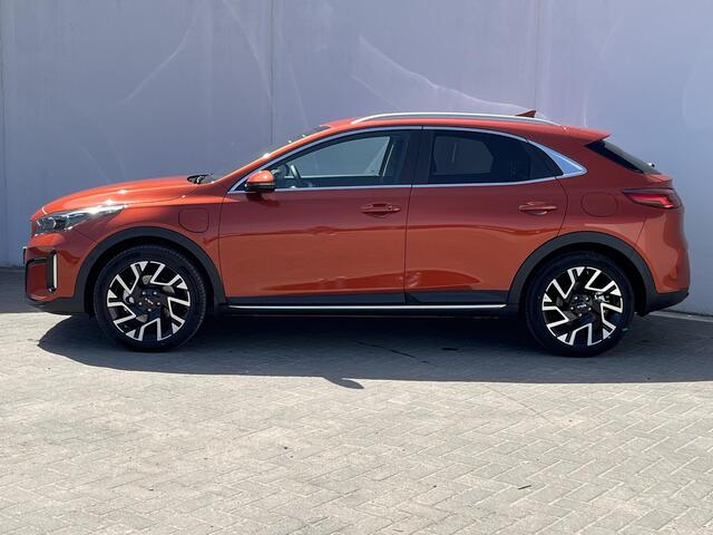 KIA Xceed 1.6 GDi PHEV DynamicPlusLine / NIEUW uit voorraad leverbaar! / Achteruitrij Camera / Stuur- en Stoelverwarming voor en achter / Adaptieve Cruise Control / Apple Carplay & Android Auto / Navigatie full map / Keyless Entry & Start / Parkeersensoren voor en 