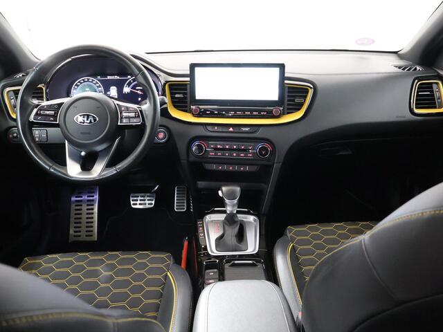 KIA Xceed 1.4 T-GDi ExecutiveLine | Panoramadak | Lederen Bekleding | Stoelventilatie | Elektrisch verstelb. bestuurdersstoel met geheugen | Stoel/Stuurwielverwarming