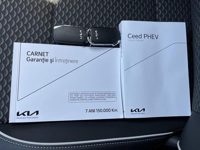 KIA Xceed 1.6 GDi PHEV DynamicPlusLine Automaat / NIEUW uit voorraad leverbaar! / Achteruitrij Camera / Stuur- en Stoelverwarming voor en achter / Adaptieve Cruise Control / Apple Carplay & Android Auto / Navigatie full map / Keyless Entry & Start / Parkeersensoren