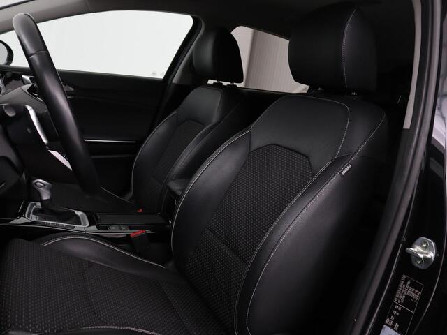 KIA Xceed 1.6 GDI PHEV | Carplay | Navigatie | Half leder | Climate control | Keyless | Full LED | Cruise control | Bluetooth