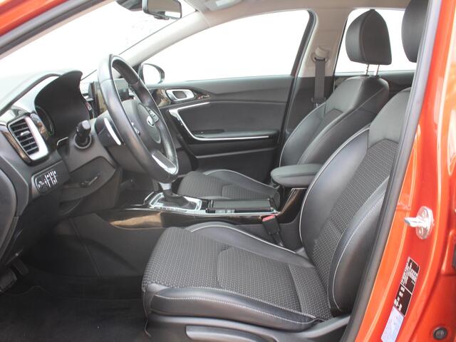 KIA Xceed 1.6 GDi PHEV DynamicLine / Navigatie + Apple Carplay/Android Auto / Climate Control / Cruise Control / Achteruitrijcamera / Keyless Entry & Start /