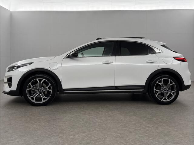 KIA Xceed 1.6 GDi PHEV ExecutiveLine 165PK Parelmoer Pano Carplay Camera LED Virtual Memory Leder 18"LMV Clima Navi PDC Stoel/Stuurverwarming