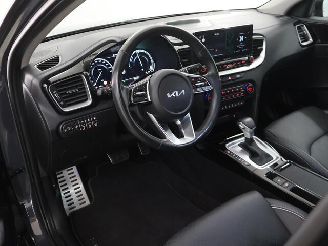 KIA Xceed 1.6 GDi PHEV ExecutiveLine | Panoramadak | Lederen Bekleding | Stoelventilatie | Elektrisch verstelb. bestuurdersstoel met geheugen | Stoel/Stuurwielverwarming