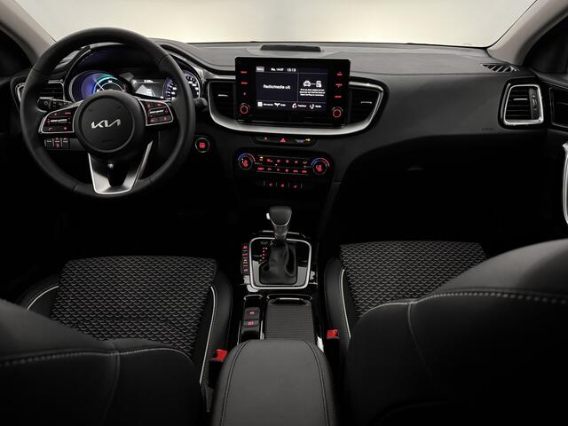 KIA Xceed 1.6 GDi PHEV DynamicLine Half leder, Camera, Apple carplay, Keyless start, Cruise control, Rijstrook correctie, 7 jaar garantie