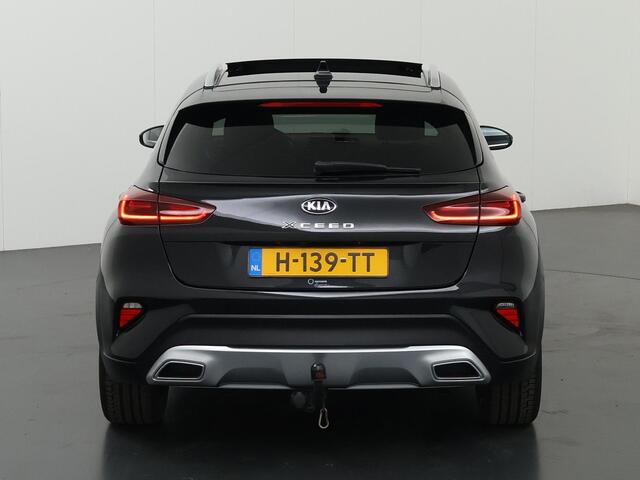 KIA Xceed 1.4 T-GDi DynamicPlusLine | Trekhaak | Panoramadak | Stoel/Stuurwielverwarming | Keyless | Climate Control |
