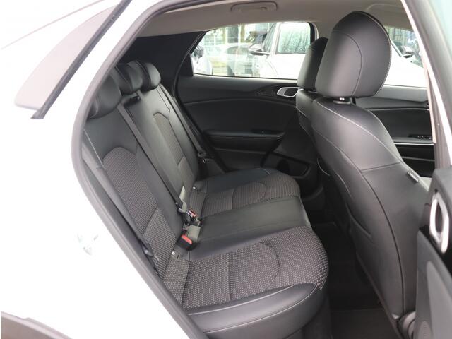 KIA Xceed 1.6 GDi PHEV DynamicLine I Trekhaak I Navi I Half-leder