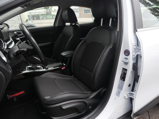 KIA Xceed 1.0 T-GDi DynamicLine | Cruise | Clima | Camera | Carplay | Navi | Trekhaak | Allseason banden |