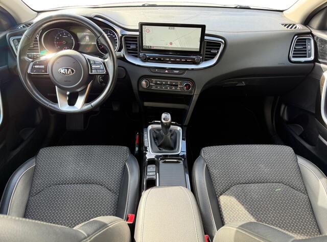 KIA Xceed 1.0 T-GDi DynamicLine I 18 Inch I Trekhaak I Navi I Keyless