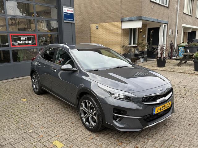 KIA Xceed 1.0 T-GDi DynamicPlusLine / TREKHAAK/ 1STE EIG/ CARPLAY/FULL LED/ CAMERA / LMV/ CLIMA/ KEYLESS