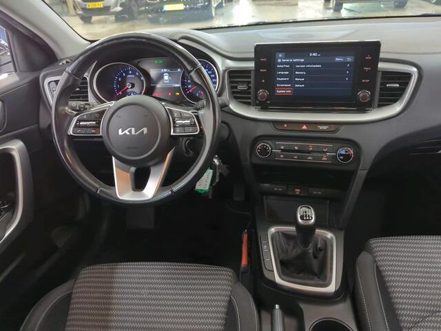 KIA Xceed 1.0 T-GDi ComfortLine 1e Eigenaar|NL-Auto|Volledig Onderh|BTW|Trekhaak|Camera|Carplay|Full Led|DAB|Start/Stop|Cruise|Bots Systeem|Hill-Hold|Lane Assist