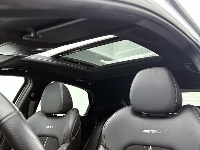 KIA Xceed 1.5 T-GDi GT-Line Stoelverwarming | stuurverwarming | Navigatie| achteruitrijcamera