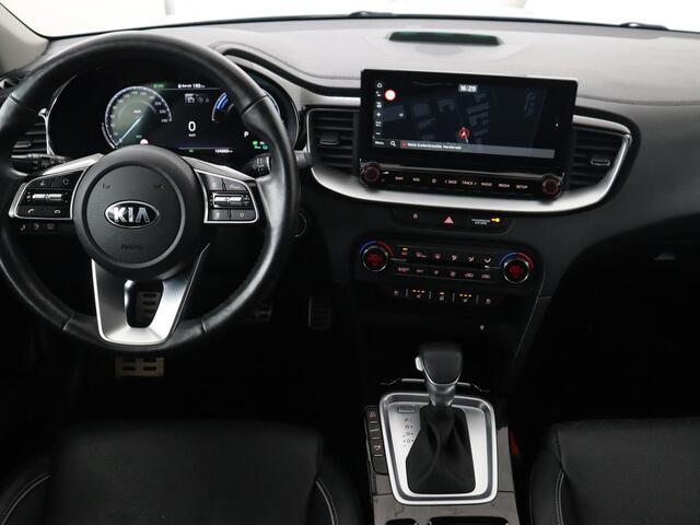 KIA Xceed 1.6 GDi PHEV ExecutiveLine | Panoramadak | Stoelventilatie | Leder | Adaptive cruise | Camera | Memory | Achterbankverwarming | Full LED | Keyless | Stuurverwarming | Navigatie | Plug In