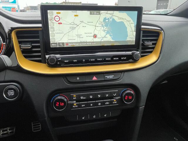 KIA Xceed 1.5 T-GDI MHEV DynamicPlusLine Automaat Navigatie, Schuifdak, Climate Control, Adaptive Cruise Control, 18"Lm, Achteruitrijcamera