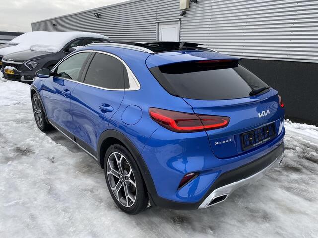 KIA Xceed 1.6 GDi PHEV ExecutiveLine Edition Schuif-/kanteldak, stoel verwarming én ventilatie, navigatie Apple CarPlay/Android Auto, dodehoek detectie, achterbank verwarming