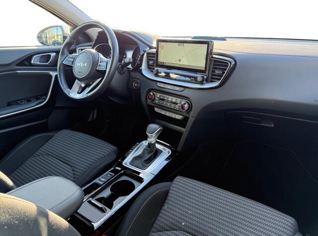 KIA Xceed 1.6 GDi PHEV DynamicLine I Navi I Camera I Carplay | Apple Carplay/Android Auto | Stoelverwarming | Stuurwielverwarming