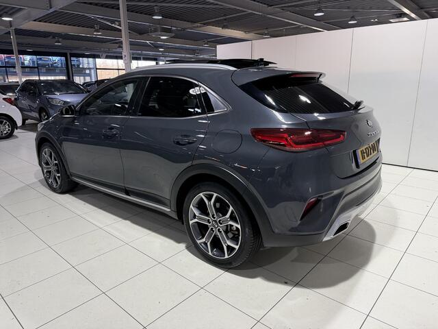 KIA Xceed 1.0 T-GDi DynamicPlusLine Trekhaak, Schuif kantel dak, Stuur en Stoel verwarming, Apple Carplay/Android Auto, Navigatie, Camera.